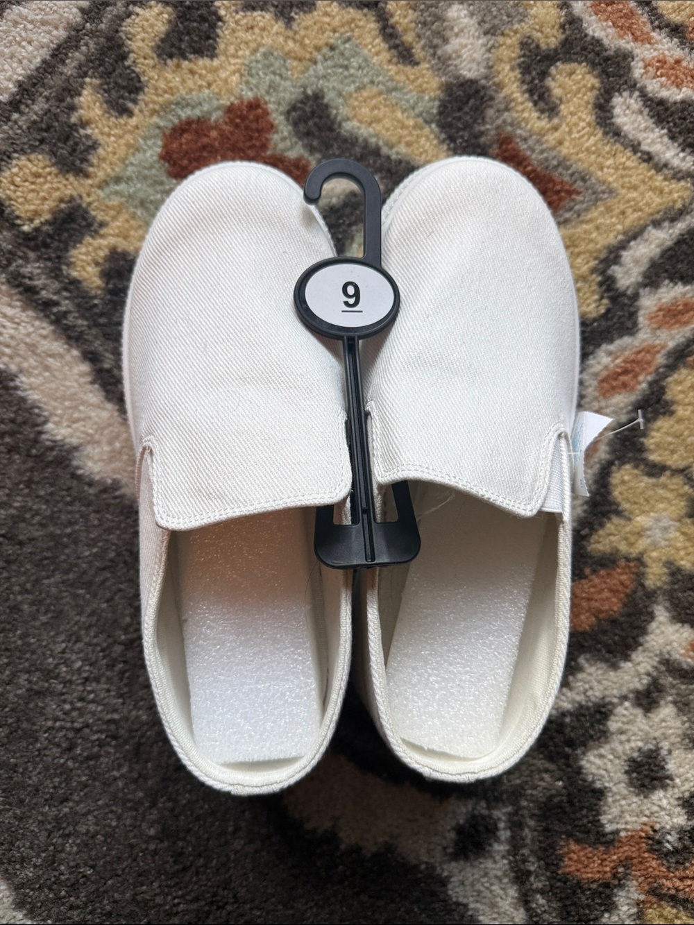 Rouge! White Slip-On Canvas Sneakers Womens Size 9